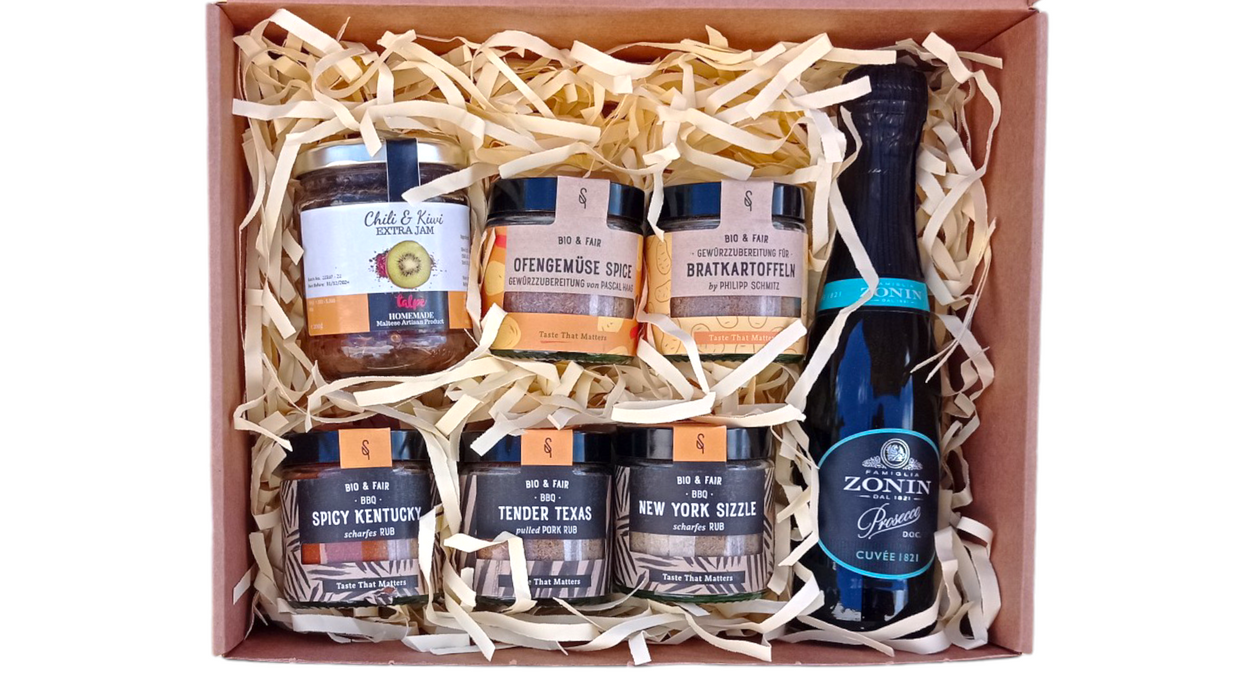 Fizz & Flavour Gourmet Box Gift Box